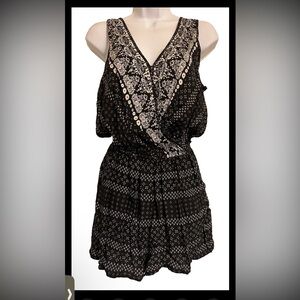 Mossimo Women’s Size S Romper Shorts Black White Boho Print Sleeveless Summer